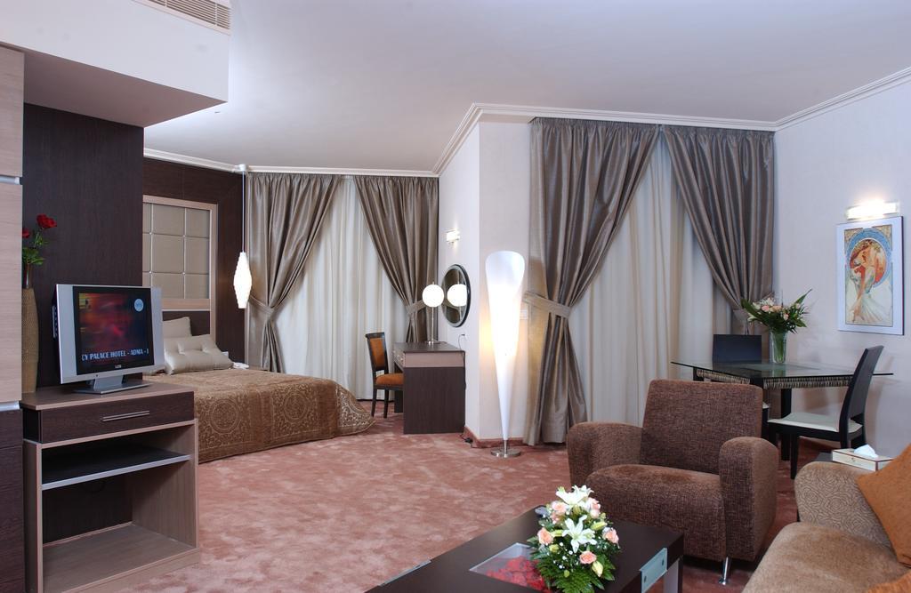 Regency Palace Hotel Jounieh Ngoại thất bức ảnh