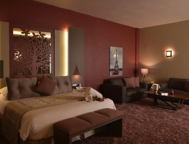 Regency Palace Hotel Jounieh Ngoại thất bức ảnh